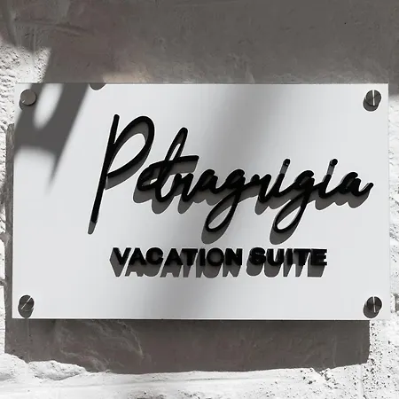 Dom wakacyjny Petragrigia Vacation *